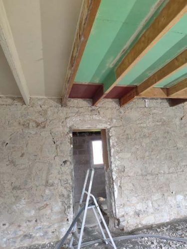 nicosteelwoods decapge poutres et mur 1